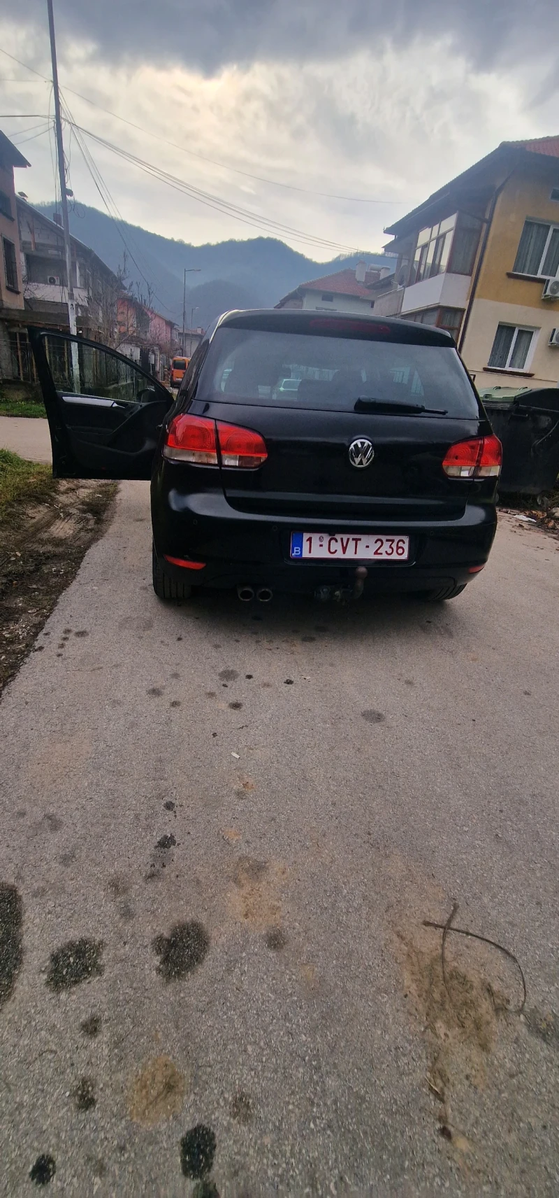 VW Golf 2.0 TDI, снимка 5 - Автомобили и джипове - 49394406