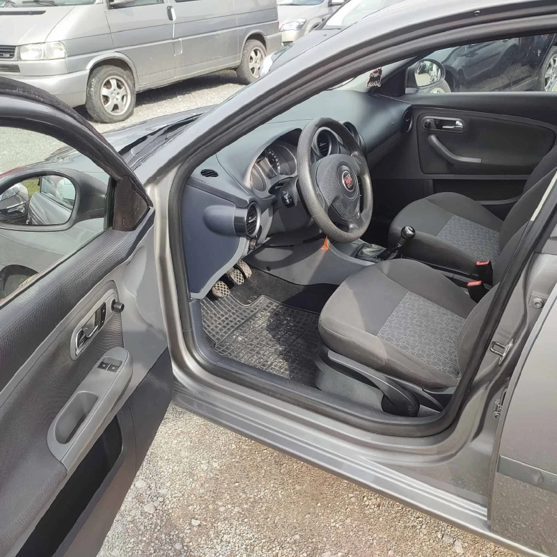 Seat Cordoba 1.4 БЕНЗИН, снимка 11 - Автомобили и джипове - 51601673