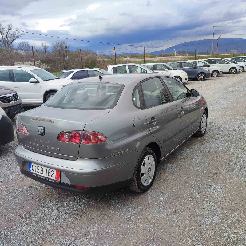 Seat Cordoba 1.4 БЕНЗИН, снимка 6 - Автомобили и джипове - 51601673