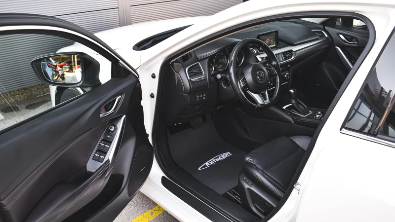 Mazda 6 ULTIMATE 2.2 SKYACTIV-D Automatic, снимка 8 - Автомобили и джипове - 50302352