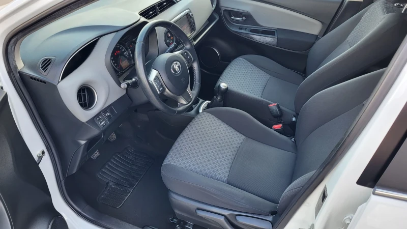 Toyota Yaris Facelift Euro 6, снимка 13 - Автомобили и джипове - 50552737