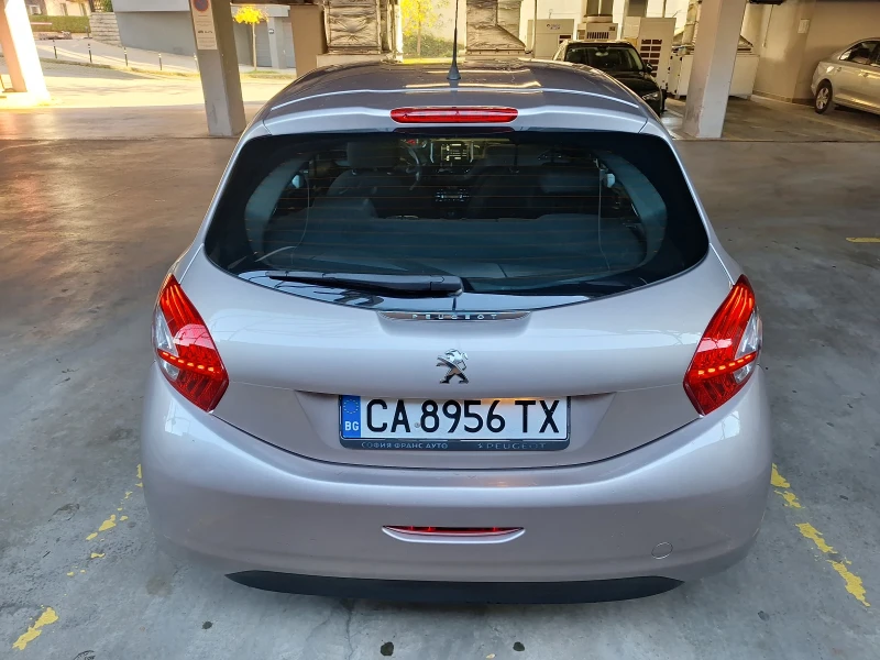 Peugeot 208 1.4 HDI, снимка 5 - Автомобили и джипове - 52530338