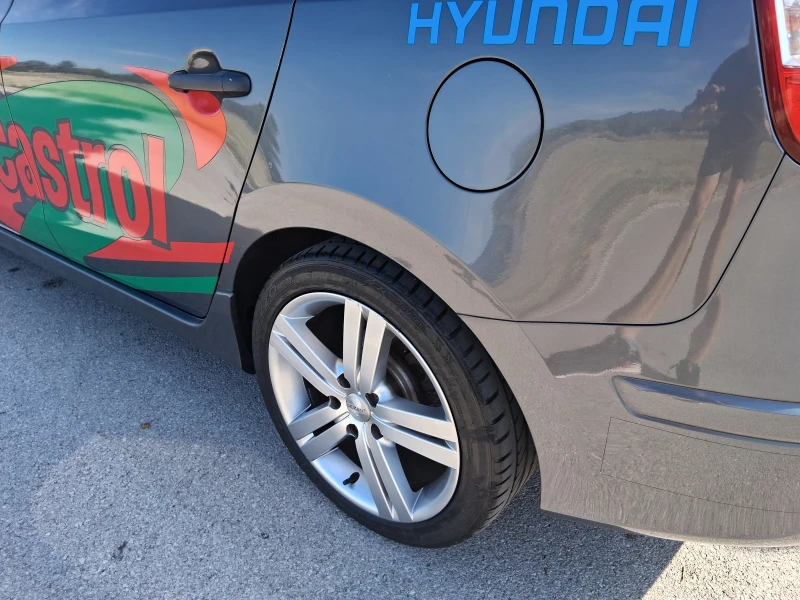 Hyundai I30 1.6 CRDI, снимка 7 - Автомобили и джипове - 52640782