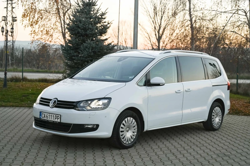 VW Sharan 2.0TDI* UNITED* LED* Камера* FULL* Germany, снимка 5 - Автомобили и джипове - 52896117