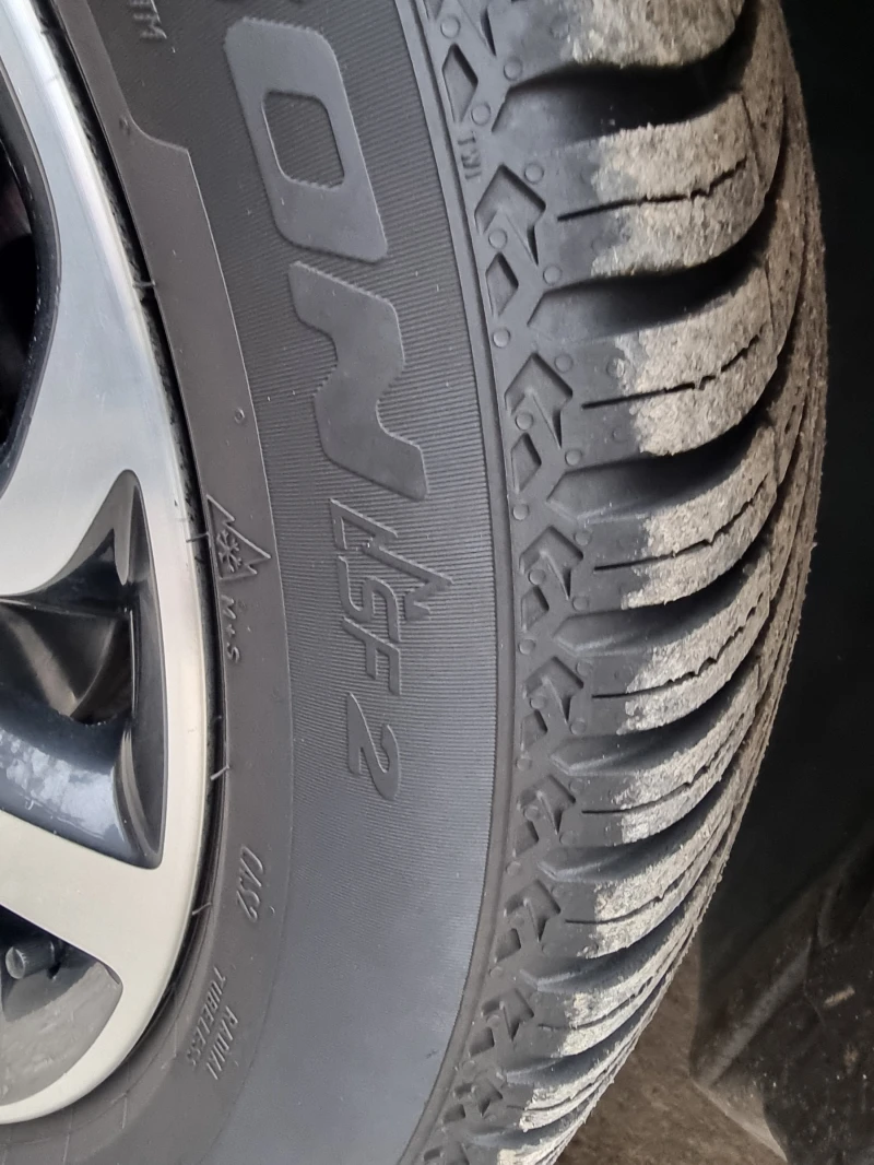 Renault Captur 1.5dci* NAVI* , снимка 17 - Автомобили и джипове - 53155107