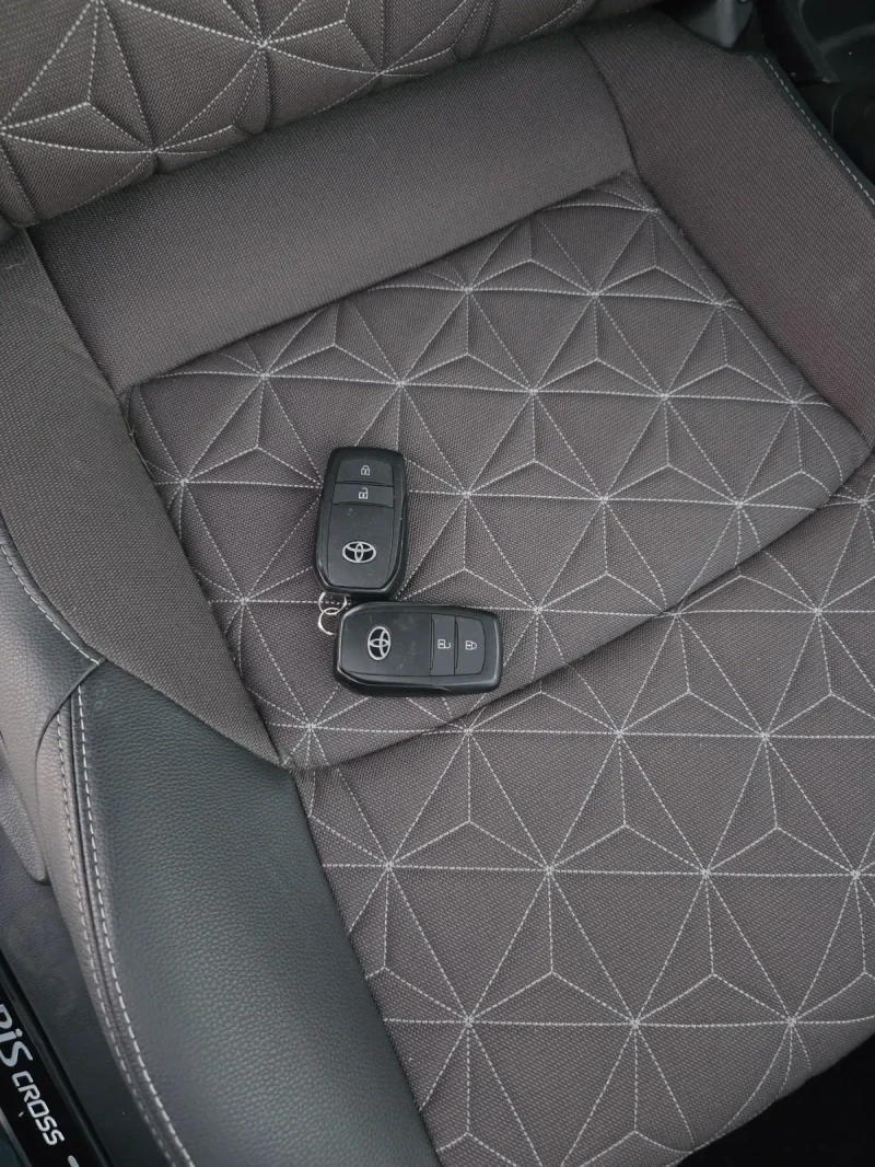 Toyota Yaris Cross Panorama, снимка 16 - Автомобили и джипове - 53517967