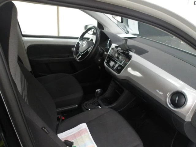 VW Up e-up!, снимка 4 - Автомобили и джипове - 54814579