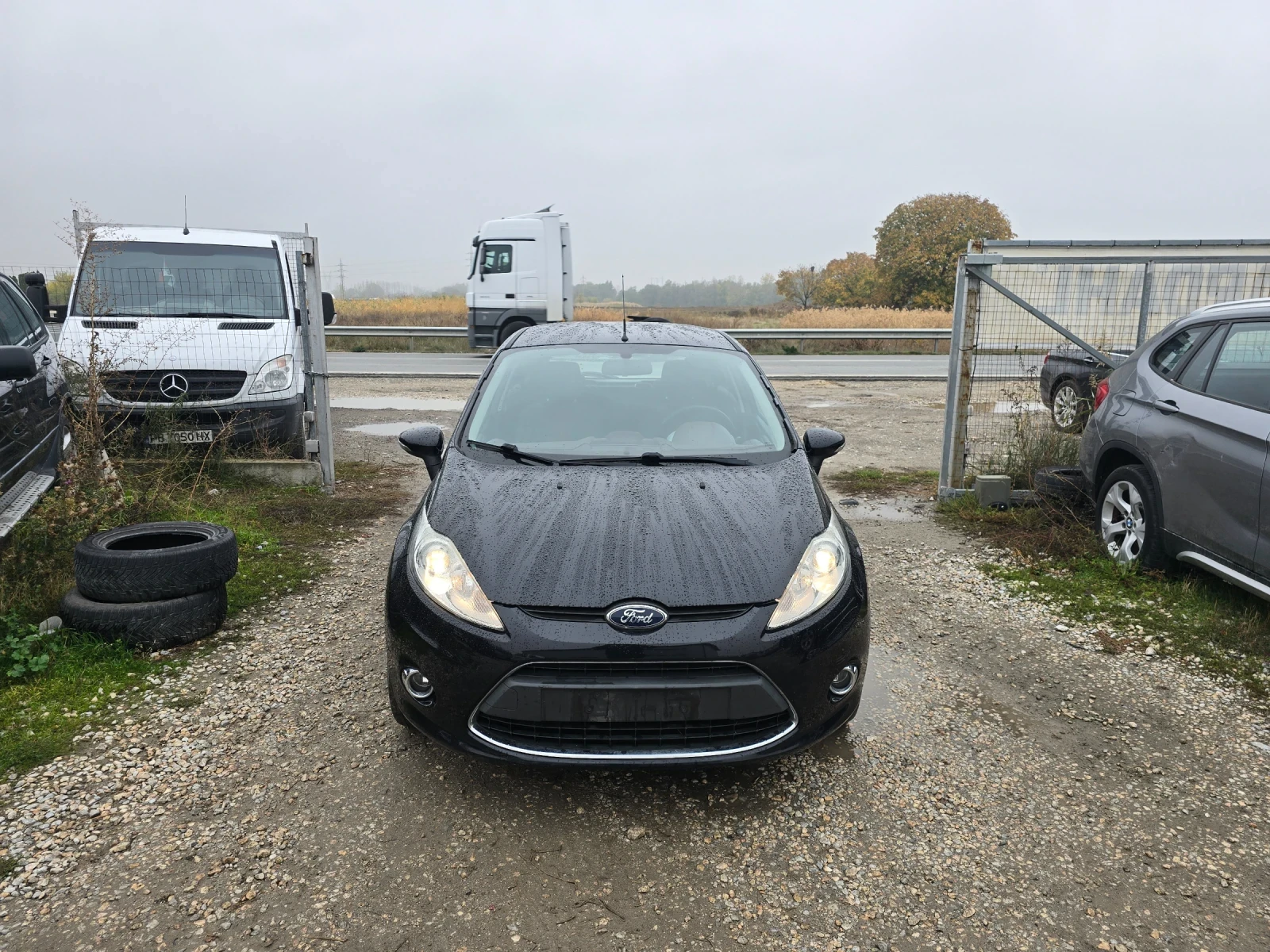 Ford Fiesta Titanium Edition Individual, снимка 1