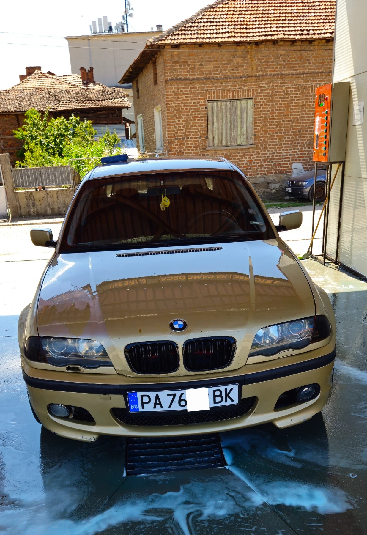 BMW 330, снимка 1