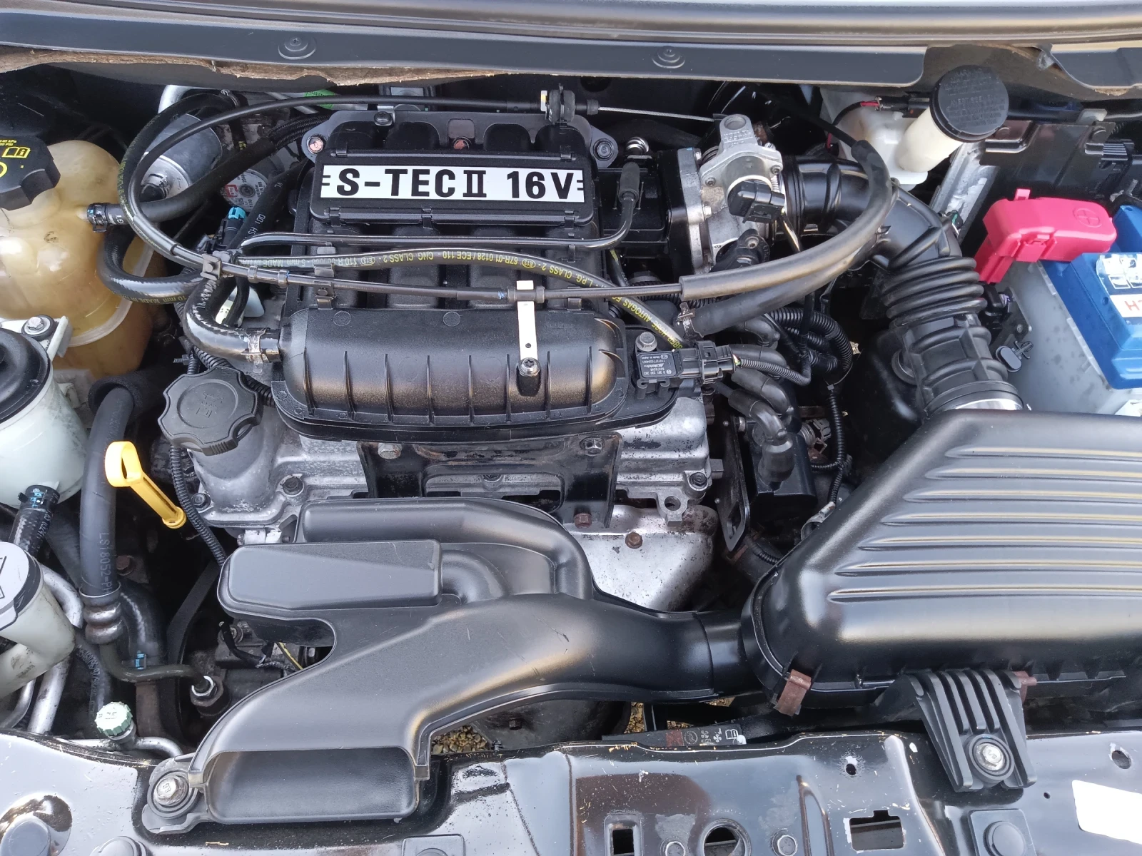 Chevrolet Spark 1.0-БЕНЗИН-ГАЗ-BRC-4 ЦИЛИНДЪРА-2012-ГОДИНА | Mobile.bg — изображение 15