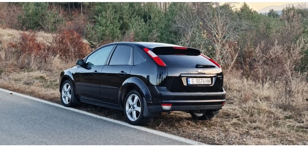 Ford Focus Zetec - изображение 5