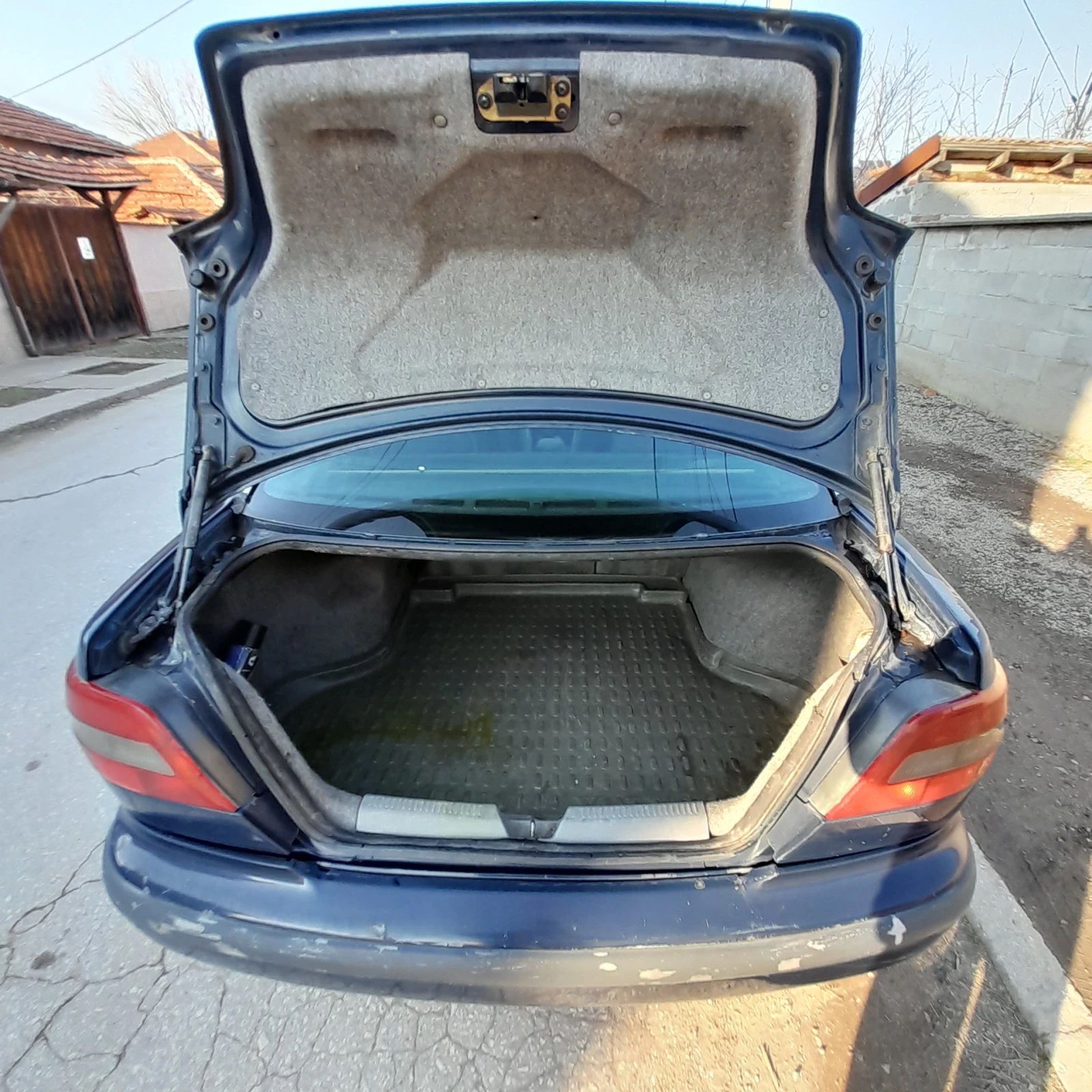 Volvo S40 GDI - изображение 6