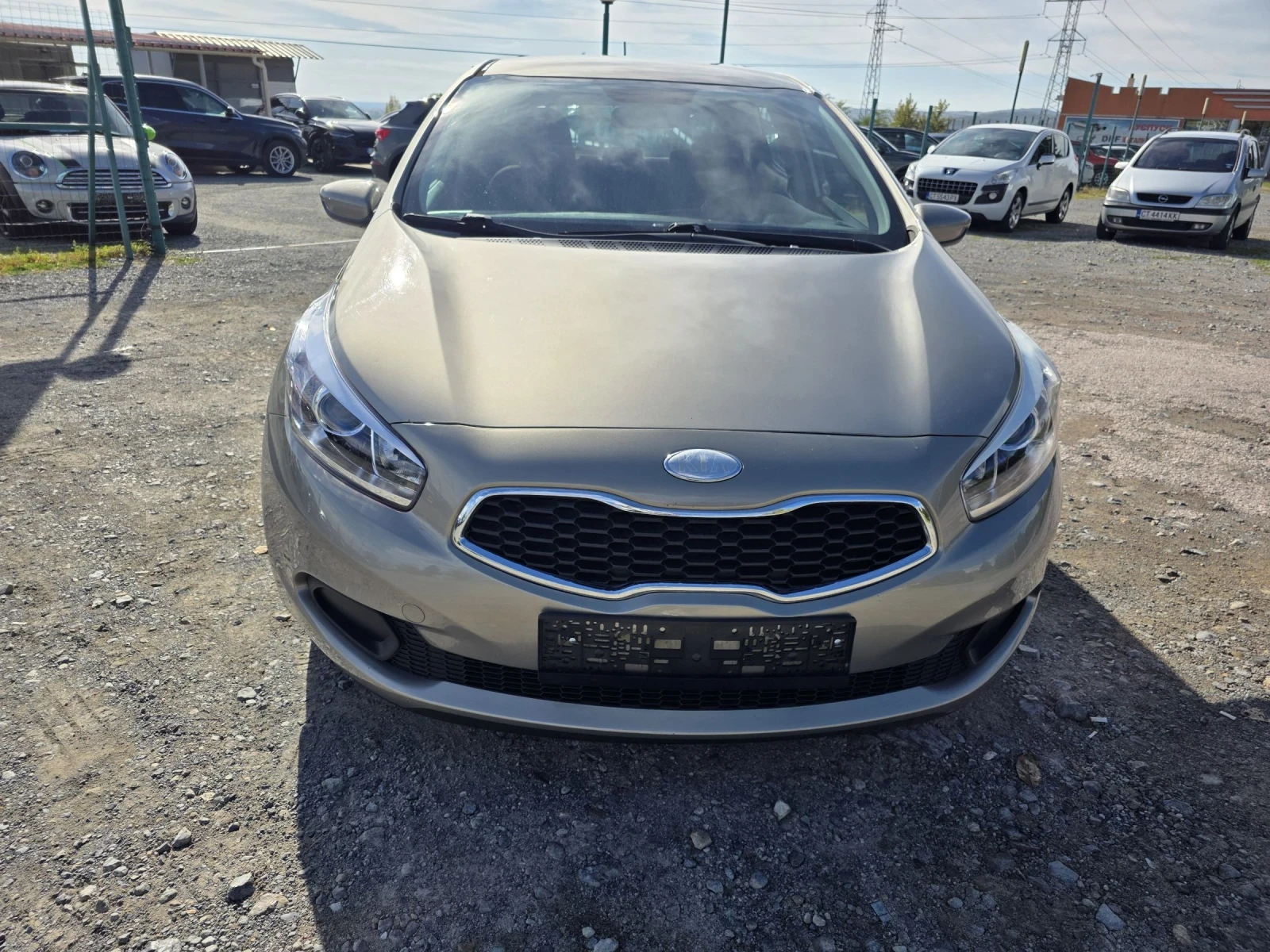 Kia Ceed 1.6 CRDI 110K.C  - изображение 2
