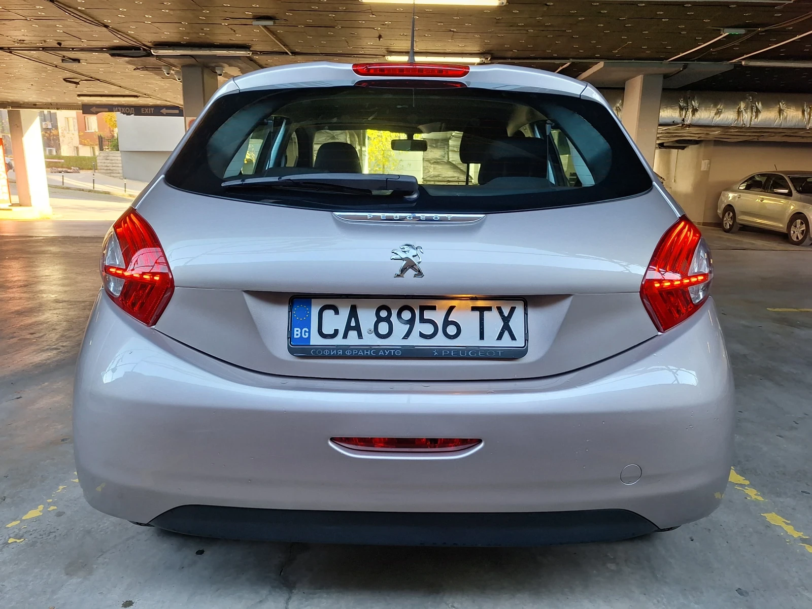 Peugeot 208 1.4 HDI - изображение 4