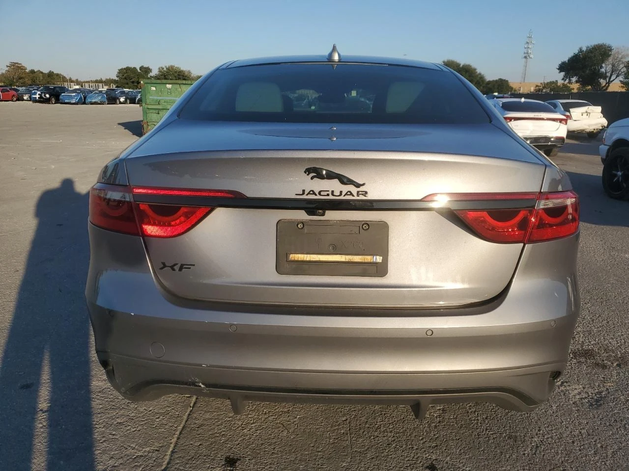 Jaguar Xf SE* DISTRONIC* 360* DIGITAL* ШИБИДАХ* ПОДГРЕВИ*  - изображение 6