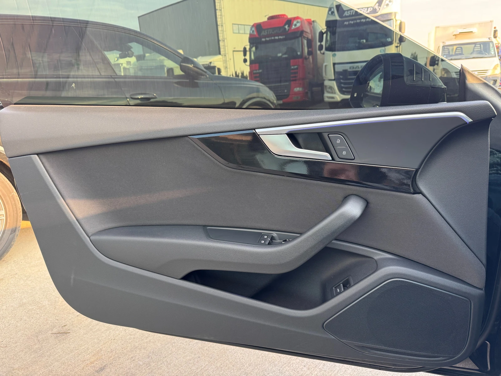 Audi A5 / 40 TFSI / Ambient / ������� /  | Mobile.bg � ����������� 12