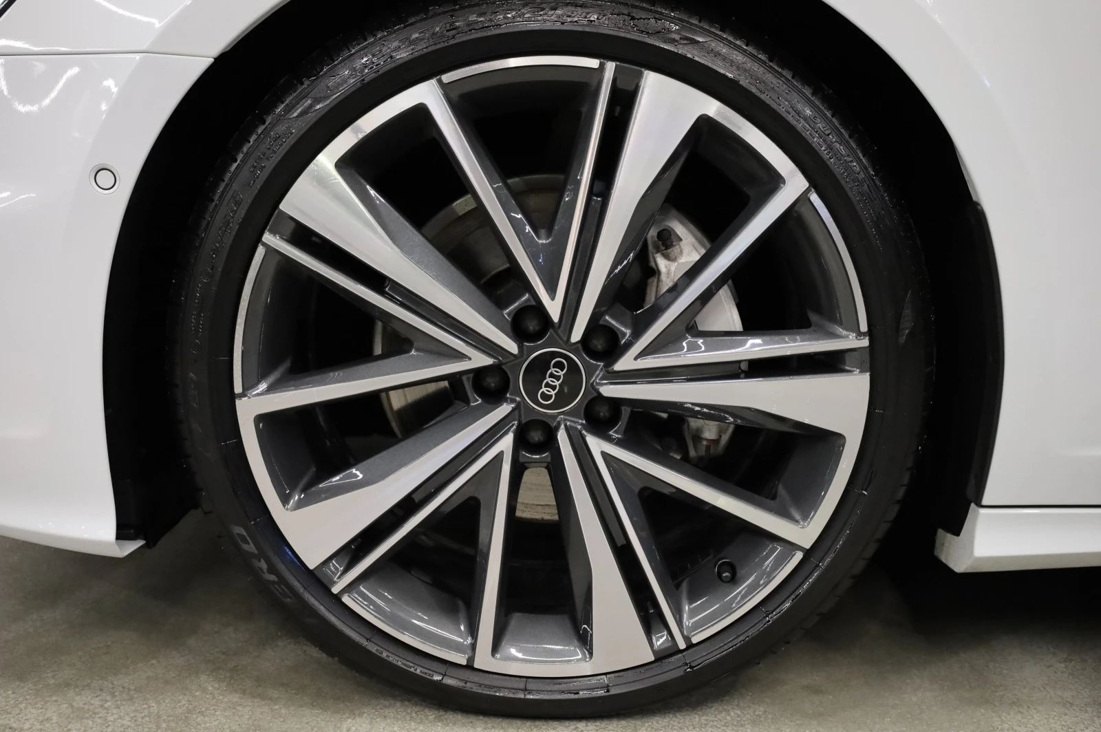 Audi A6 2XS-LINE* KEYLESS GO* LED LIGHTS* 360*  - изображение 6