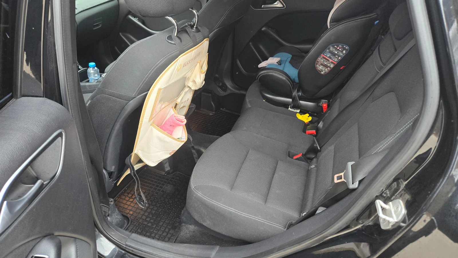 Mercedes-Benz B 180  - изображение 8