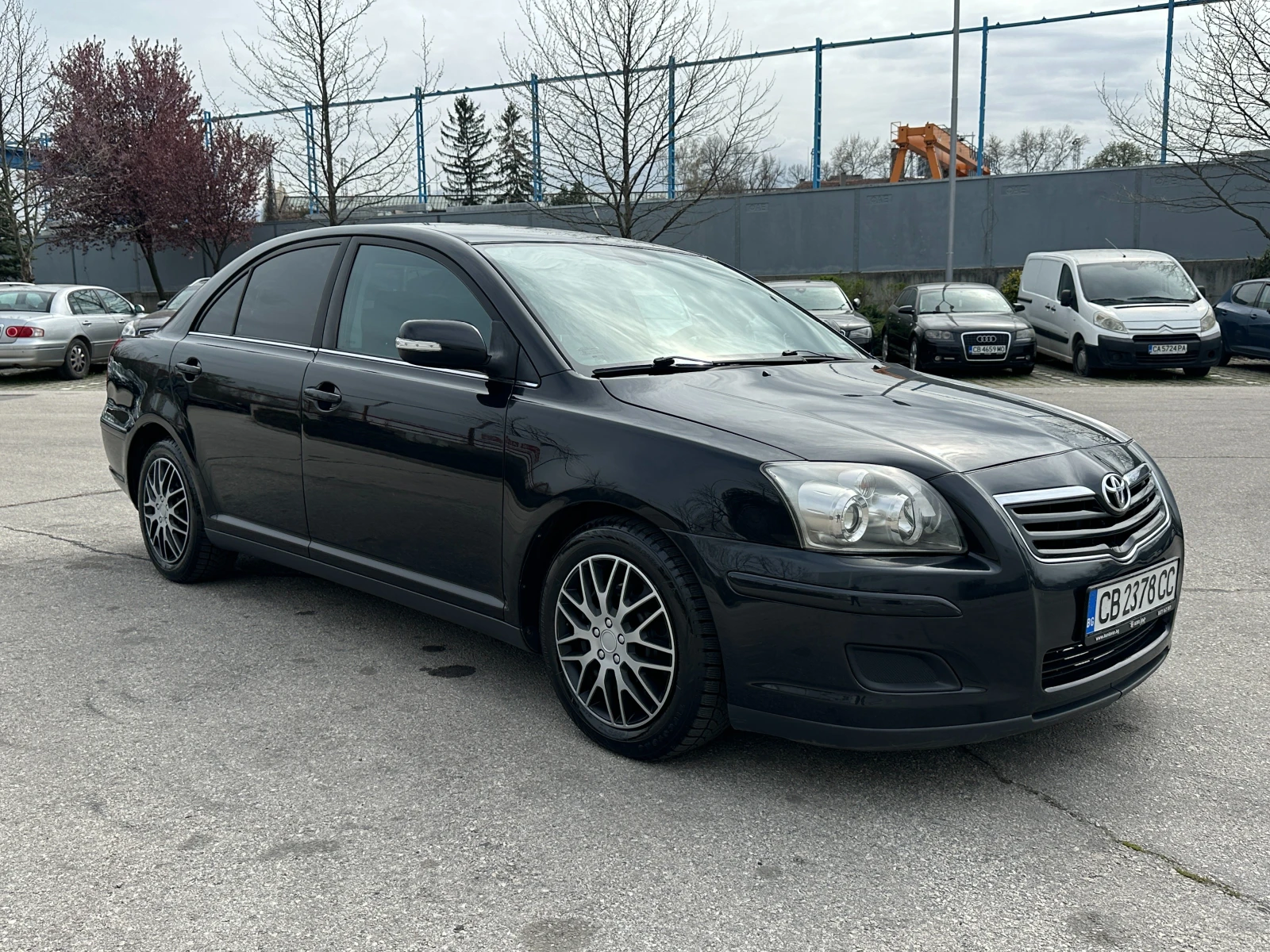 Toyota Avensis, снимка 6 - Автомобили и джипове - 54237434