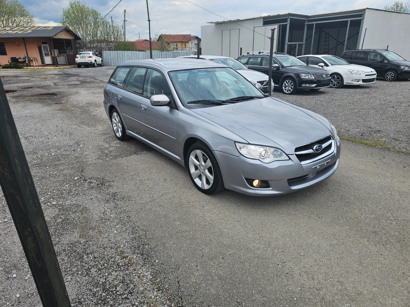 Subaru Legacy 2.0i 4x4, снимка 2 - Автомобили и джипове - 54278502
