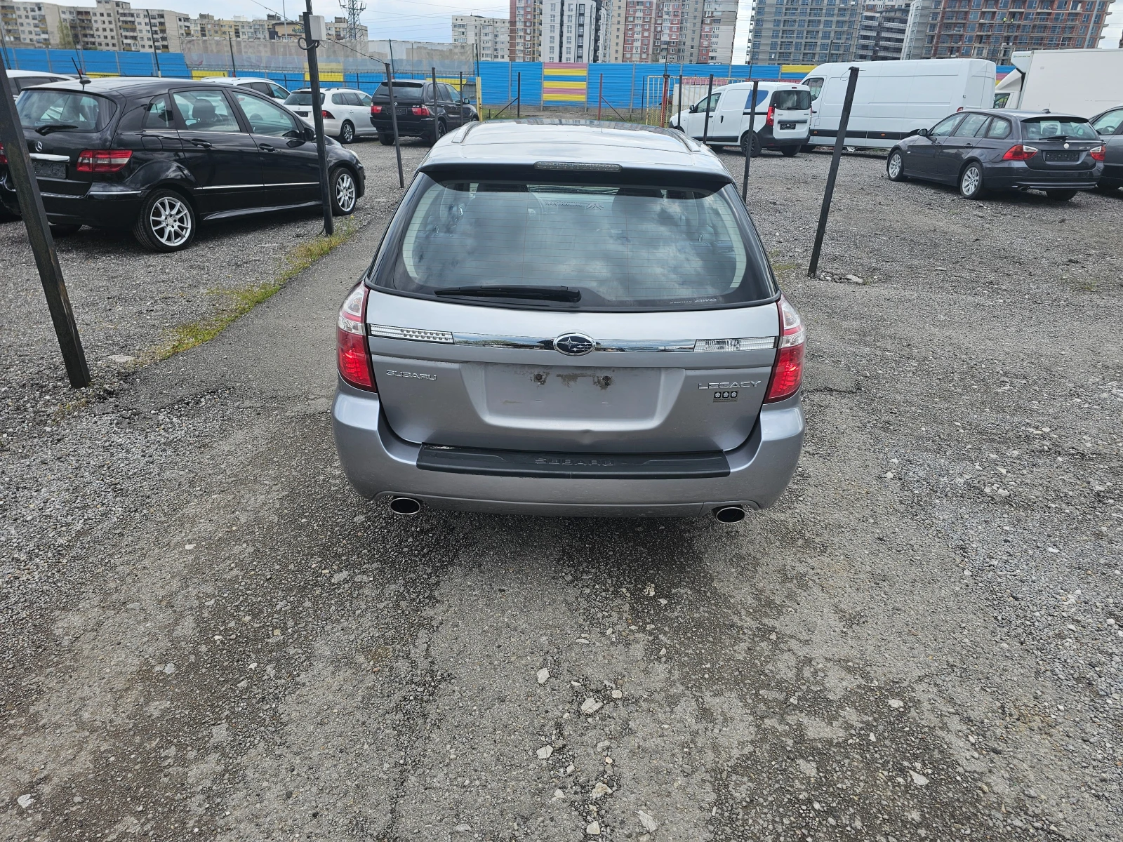 Subaru Legacy 2.0i 4x4, снимка 4 - Автомобили и джипове - 54278502