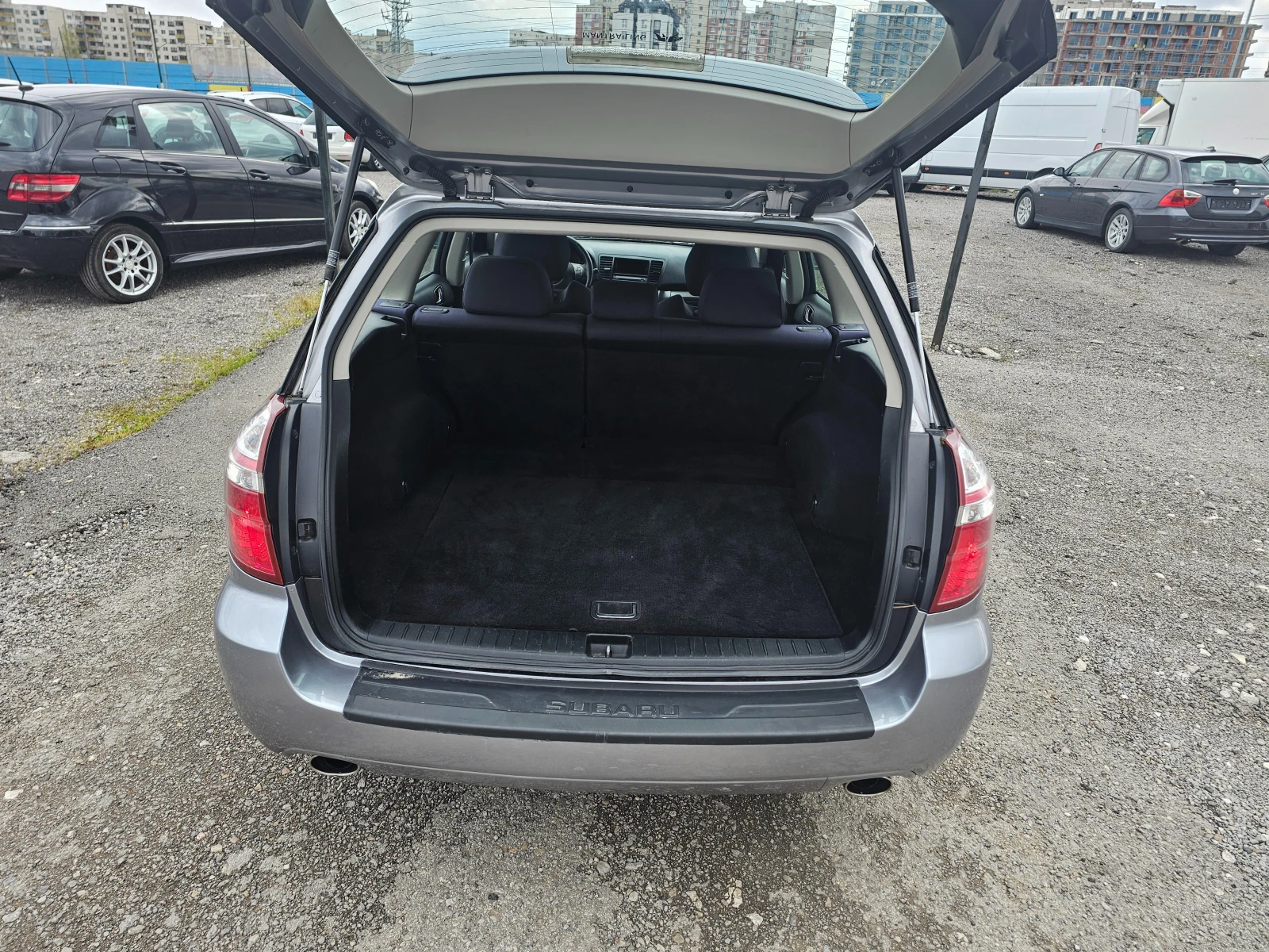 Subaru Legacy 2.0i 4x4, снимка 5 - Автомобили и джипове - 54278502