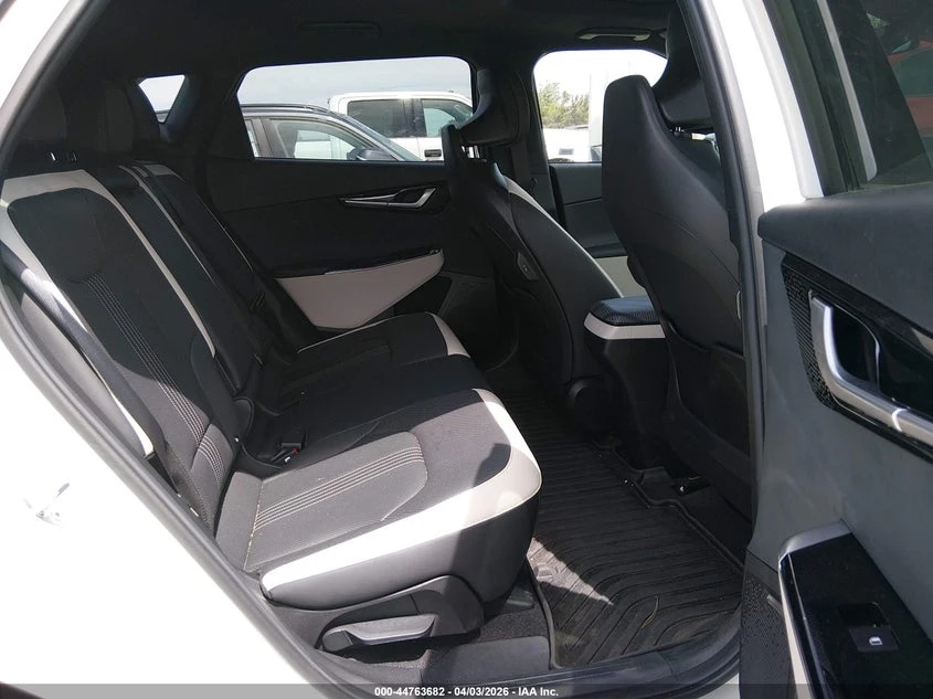 Kia EV6 Gt-Line, снимка 8 - Автомобили и джипове - 54460430