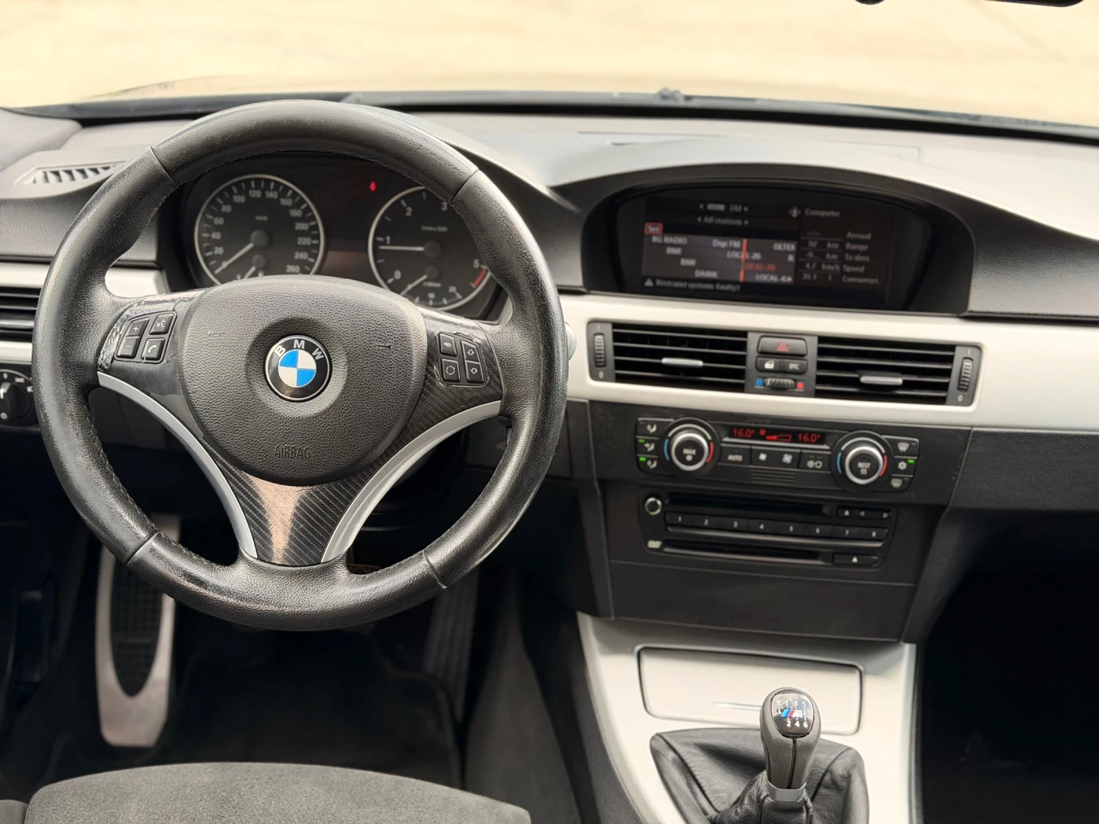 BMW 320 D/M-PACK/ИТАЛИЯ, снимка 13 - Автомобили и джипове - 54811889