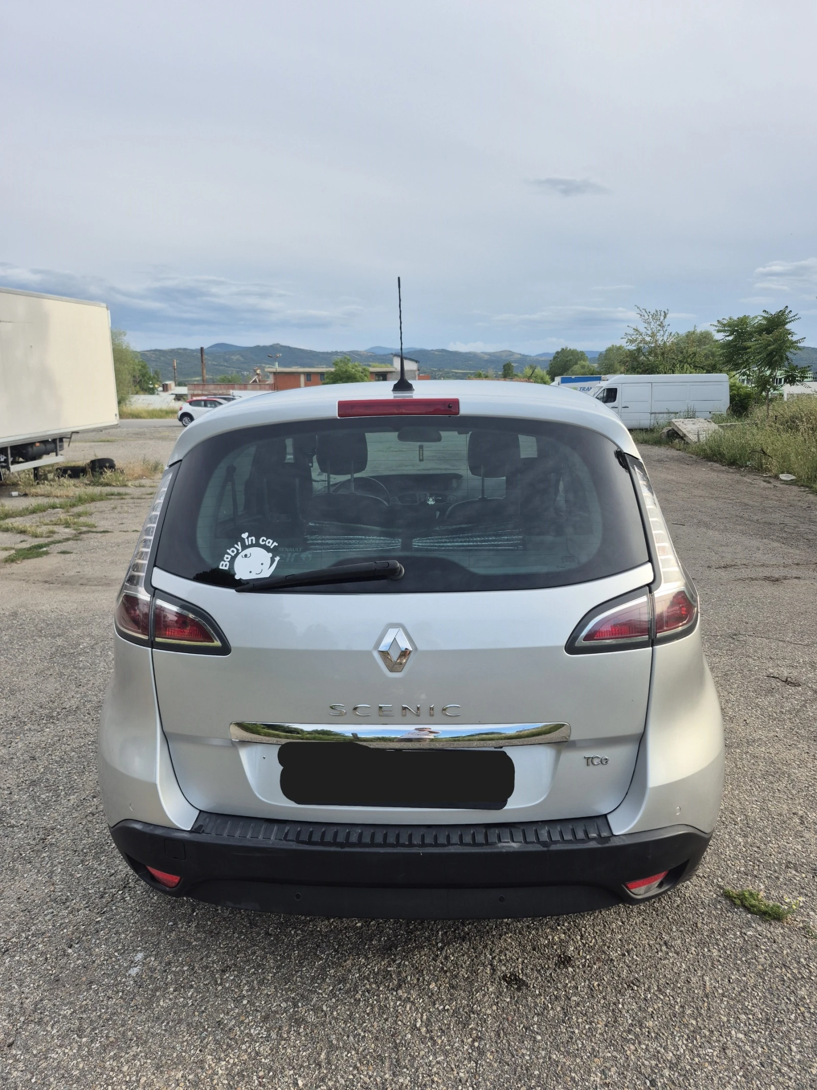 Renault Scenic, снимка 7 - Автомобили и джипове - 54837371