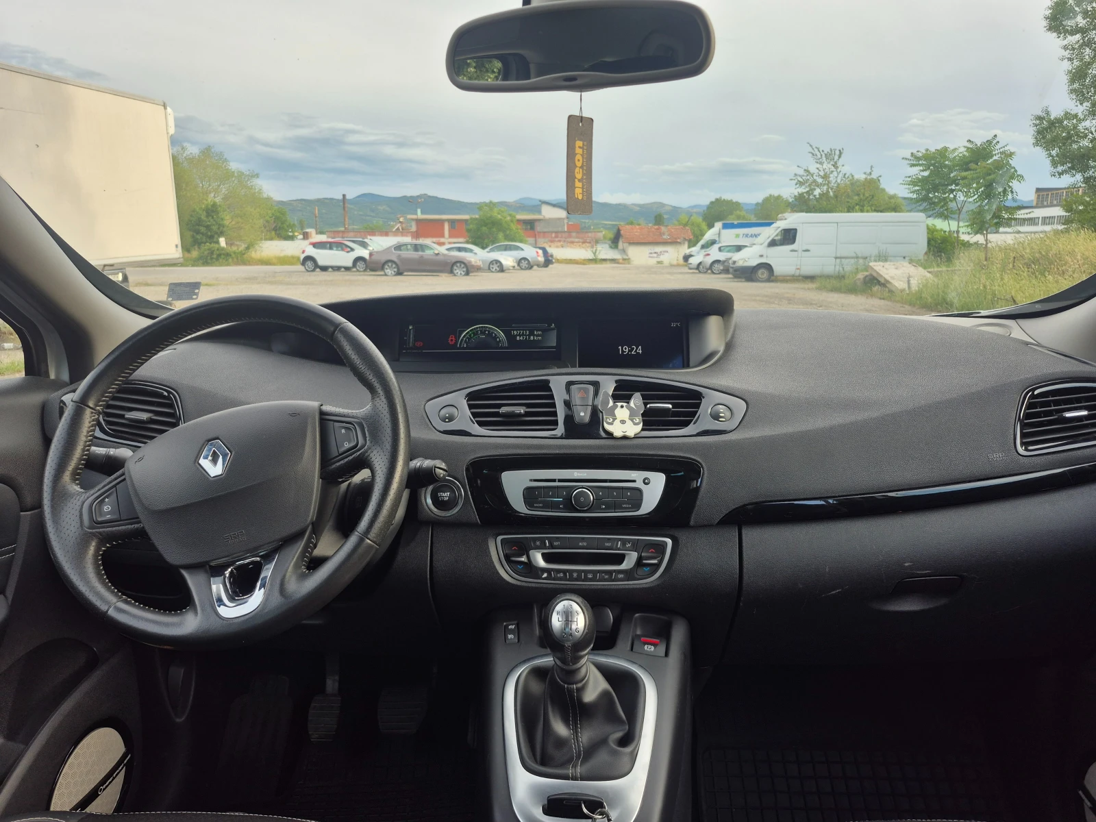 Renault Scenic, снимка 3 - Автомобили и джипове - 54837371