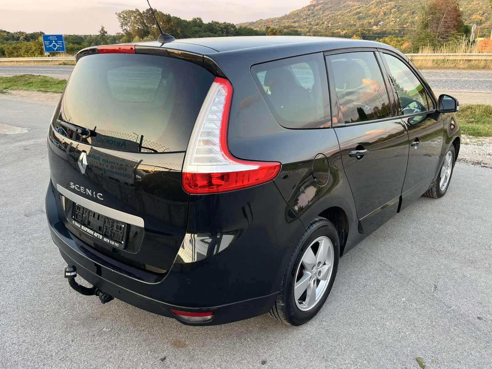 Renault Grand scenic 1.5 DCI 110кс 6СКОРОСТИ  NAVI АВТОПИЛОТ ПЕРФЕКТЕН, снимка 4 - Автомобили и джипове - 54983323