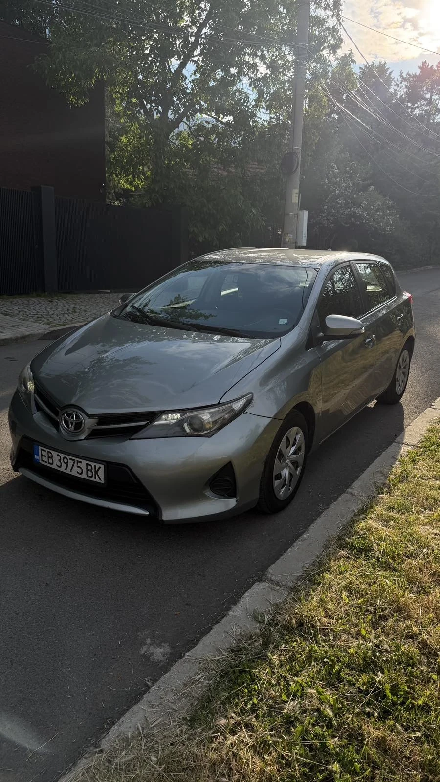 Toyota Auris 1.4 D4D, снимка 4 - Автомобили и джипове - 55014305