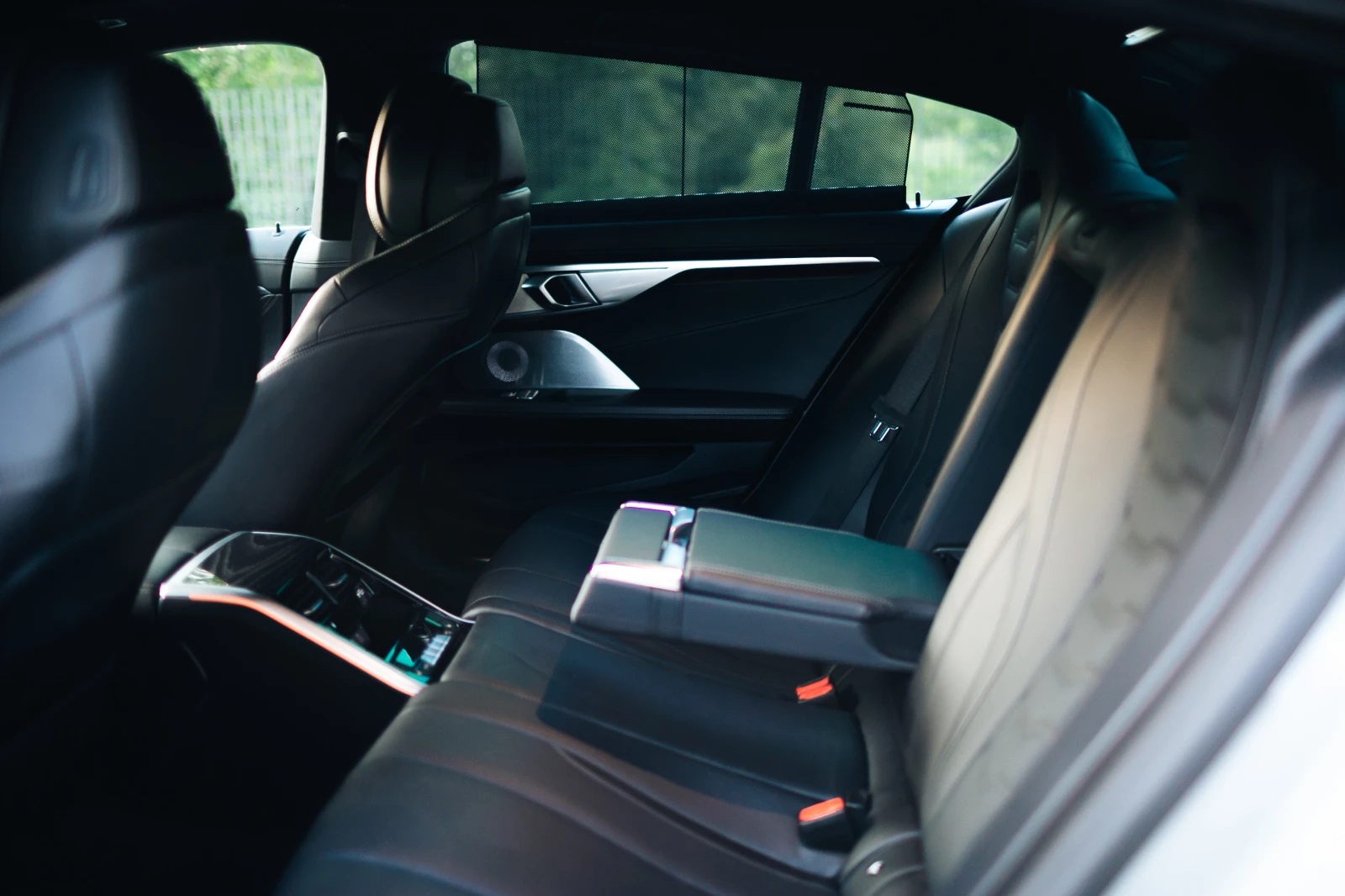 Alpina B8 Gran Coupe xDrive, снимка 12 - Автомобили и джипове - 55366408