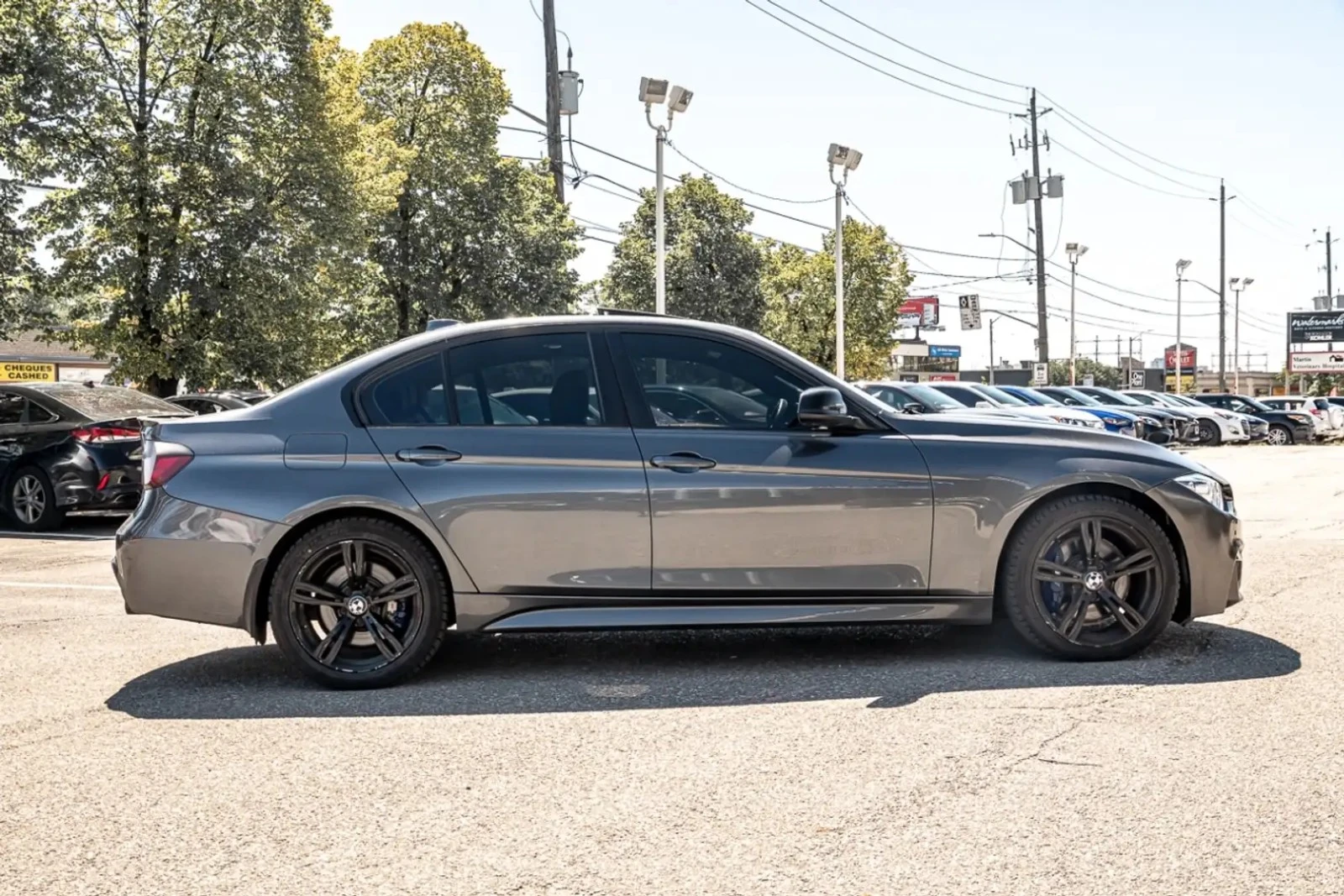 BMW 335 xDrive M Sport ЦЕНА ДО БЪЛГАРИЯ АВТОКРЕДИТ, снимка 4 - Автомобили и джипове - 56022587