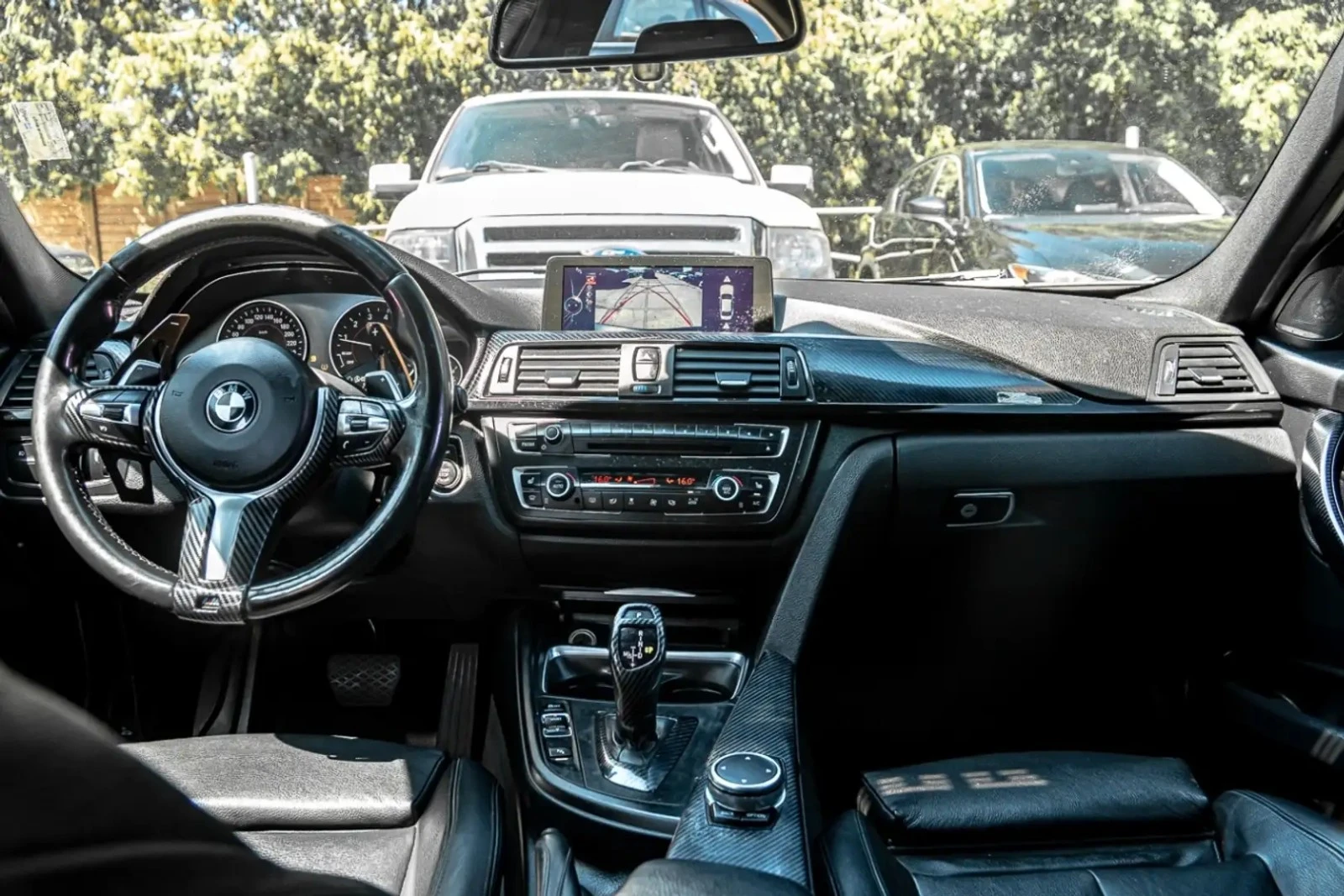 BMW 335 xDrive M Sport ЦЕНА ДО БЪЛГАРИЯ АВТОКРЕДИТ, снимка 14 - Автомобили и джипове - 56022587