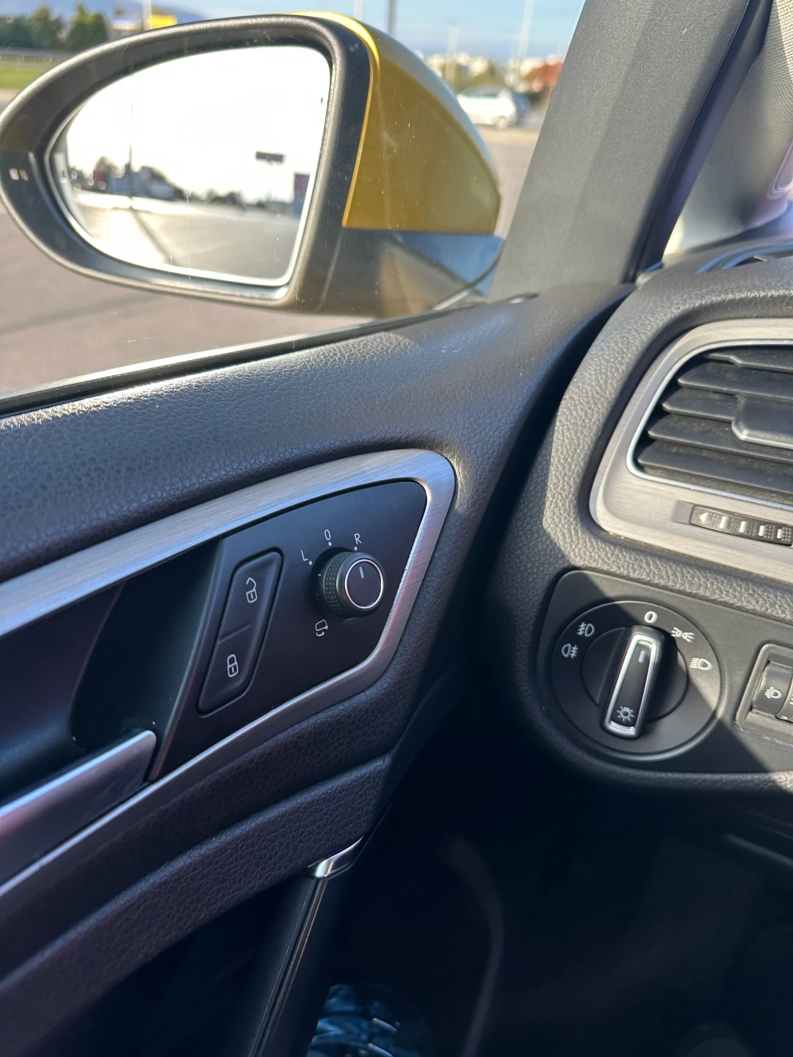 VW Golf 1, 4 Метан , снимка 6 - Автомобили и джипове - 56216854