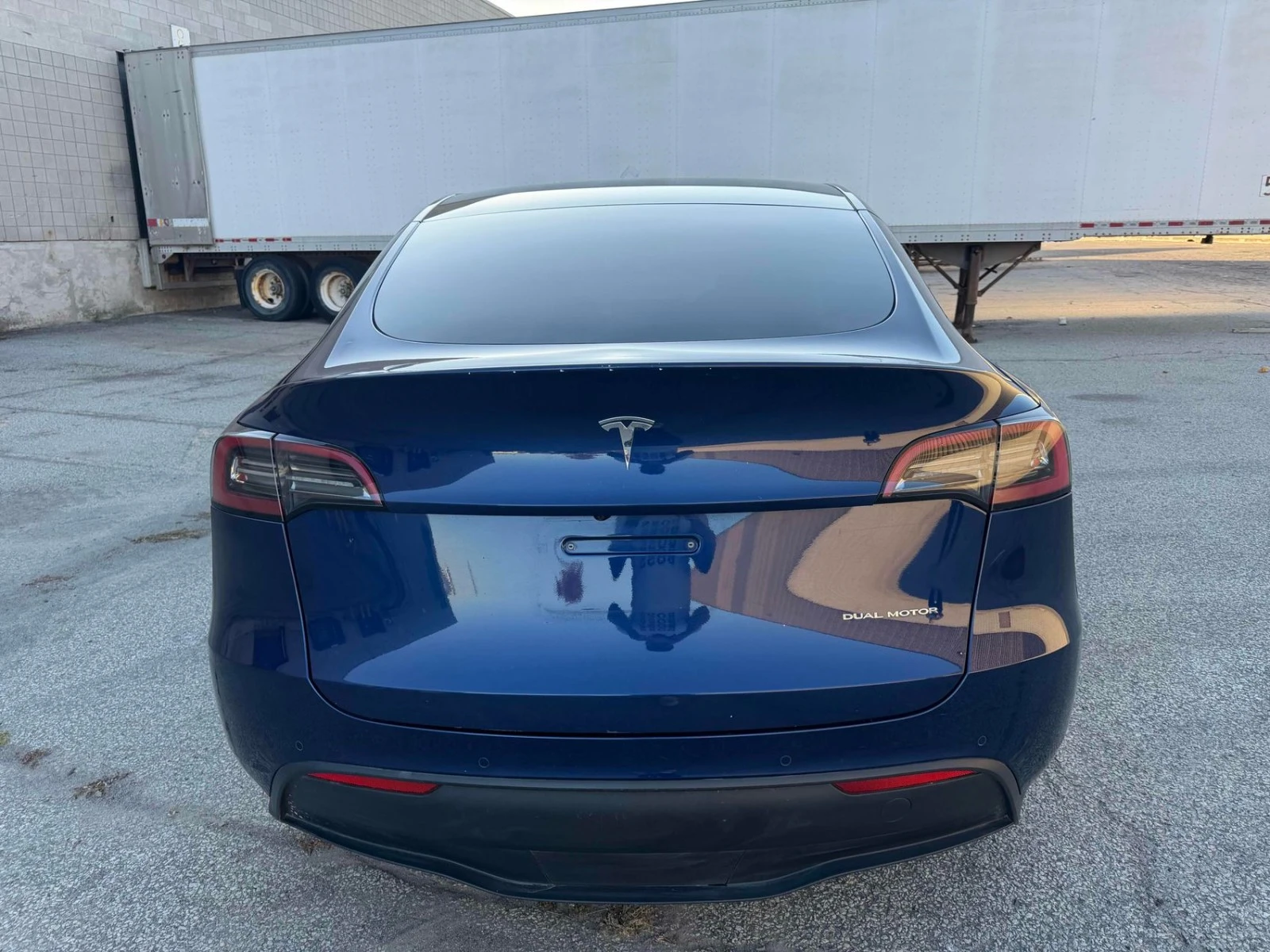 Tesla Model Y Long Range* Цена до България & АвтоКредит, снимка 5 - Автомобили и джипове - 56243139