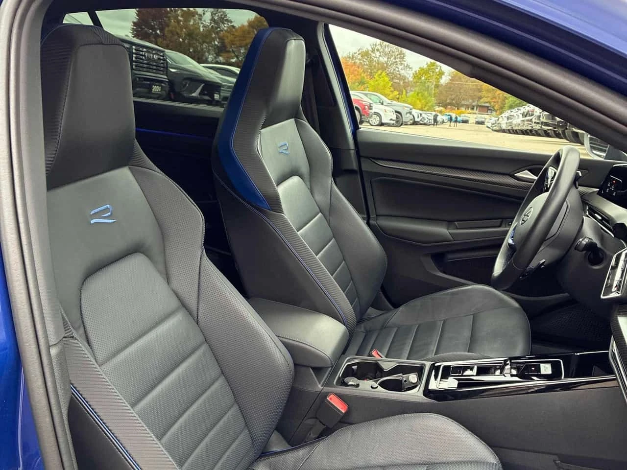 VW Golf * Black Edition * CARFAX * ����� �� ����������� | Mobile.bg � ����������� 12