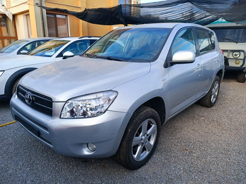 Toyota Rav4 2.2D4D, снимка 1 - Автомобили и джипове - 47925292