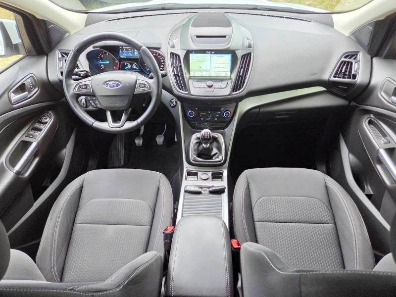 Ford Kuga 1.5D 120hp NAVI, снимка 8 - Автомобили и джипове - 51289793