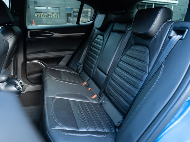 Alfa Romeo Stelvio Veloce Q4, снимка 14 - Автомобили и джипове - 52708459