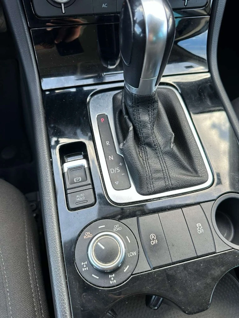 VW Touareg Terrain Tech, снимка 11 - Автомобили и джипове - 54890670
