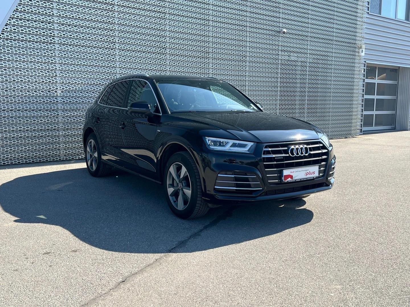 Audi Q5 55 TFSI e quattro - изображение 3
