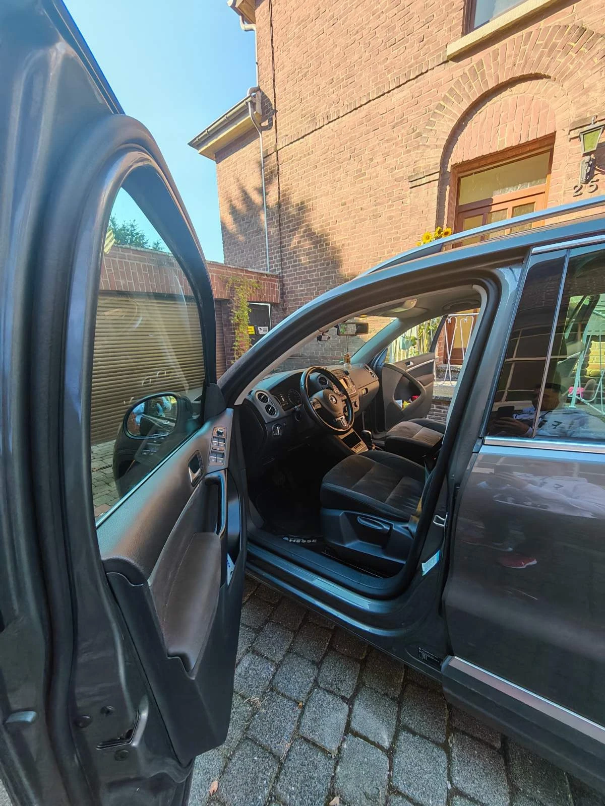 VW Tiguan 2.0 TDI 4x4 DSG | Mobile.bg � ����������� 11