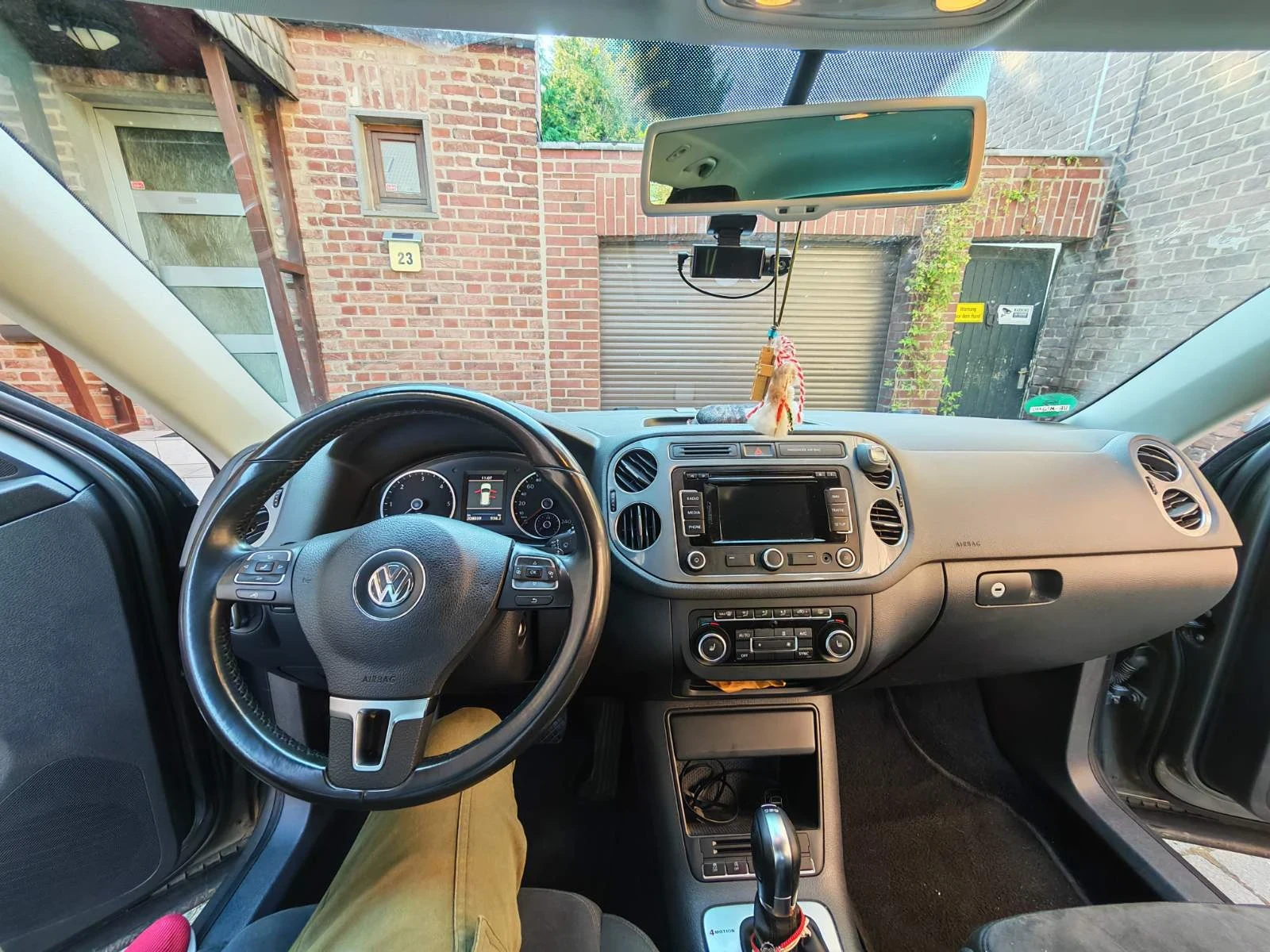 VW Tiguan 2.0 TDI 4x4 DSG | Mobile.bg � ����������� 9
