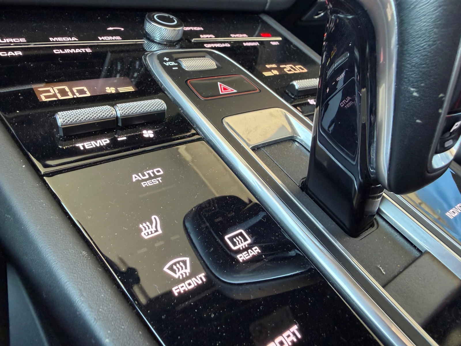Porsche Cayenne GTS* NARDO* GREY* 340кс* ПАНОРАМА, снимка 11 - Автомобили и джипове - 55062977