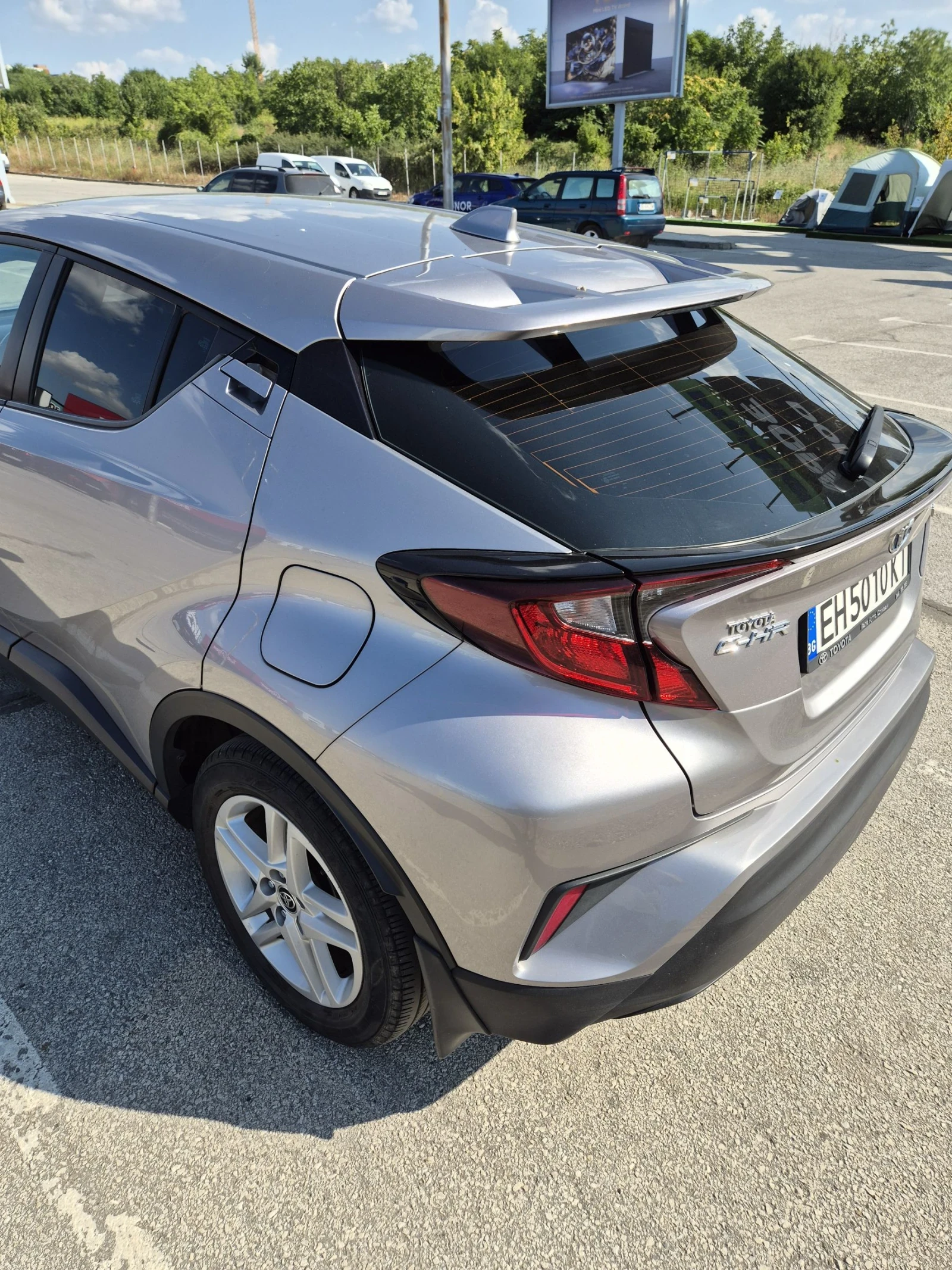 Toyota C-HR, снимка 12 - Автомобили и джипове - 55595090