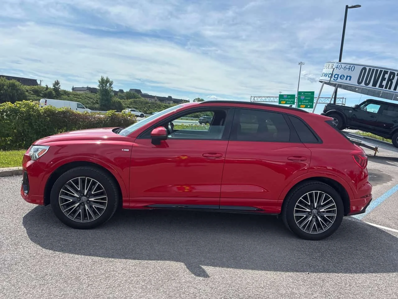 Audi Q3 TECHNIK S-LINE* DISTRONIC* PANORAMA* , снимка 2 - Автомобили и джипове - 55711288