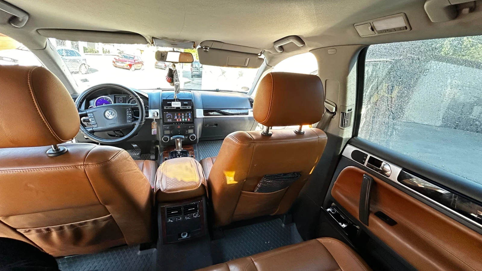 VW Touareg 3.2, снимка 13 - Автомобили и джипове - 56151531