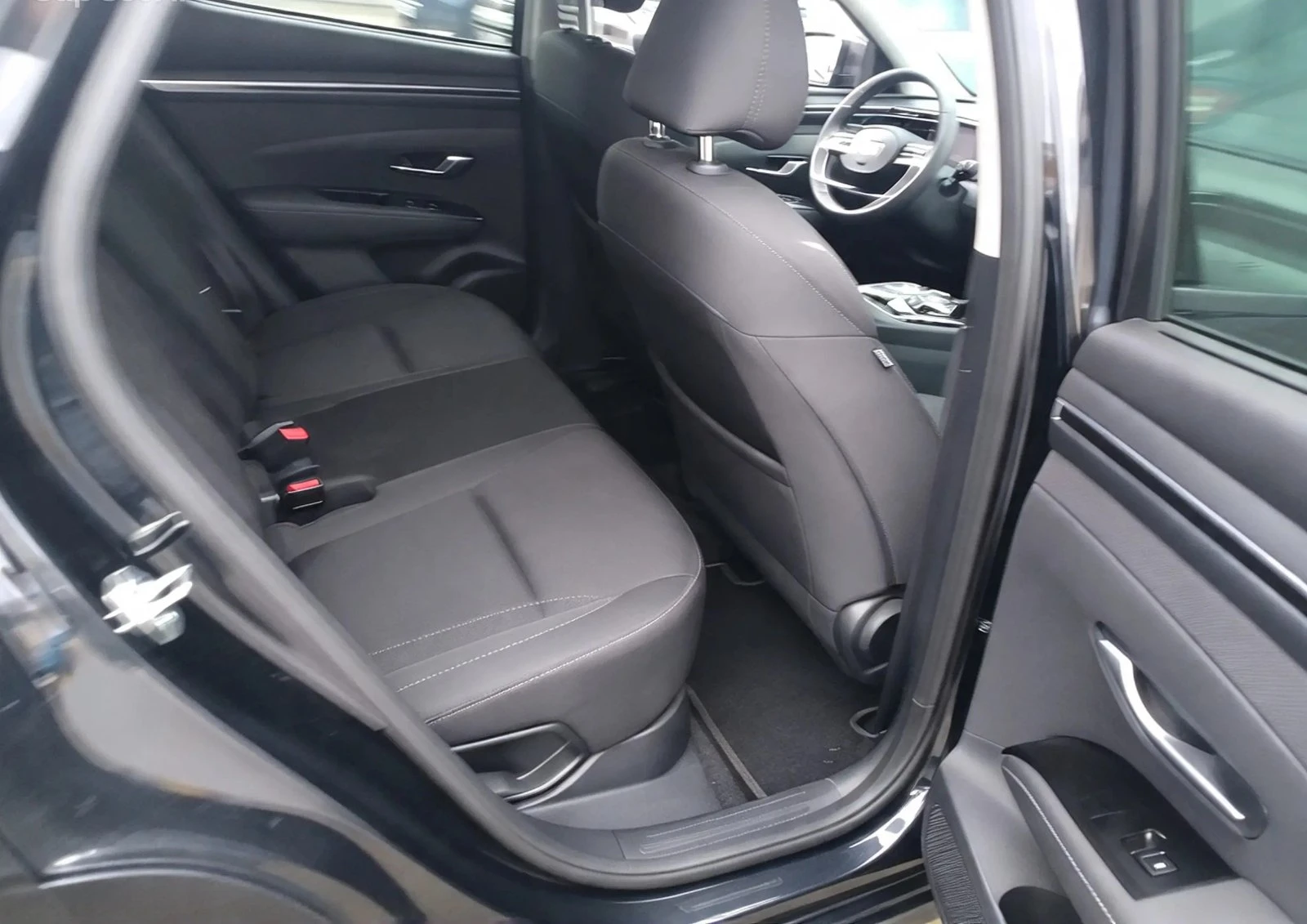 Hyundai Tucson 1.6T-GDI HEV Hybrid 230��. ������� ���� | Mobile.bg � ����������� 5